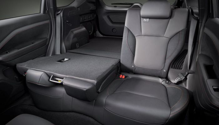 60/40-split Folding Rear Seats